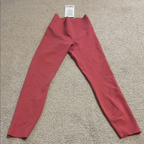 NWT Lululemon Size 4 Glow up HR Tights 25” - Picture 1 of 4